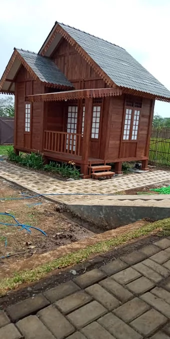 Pembuat Rumah Adat Terbaik Di Sukajaya